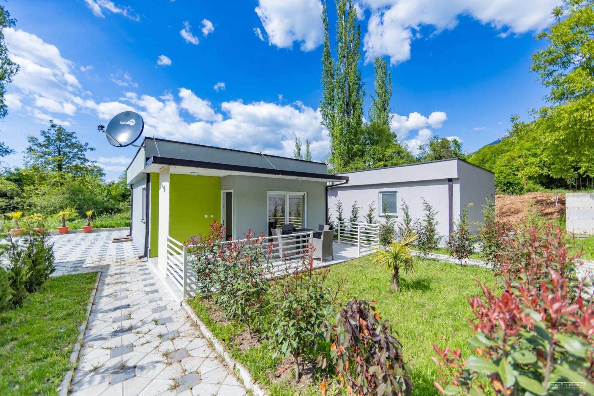 Yanka 4 Ferienhaus Ljubaništa